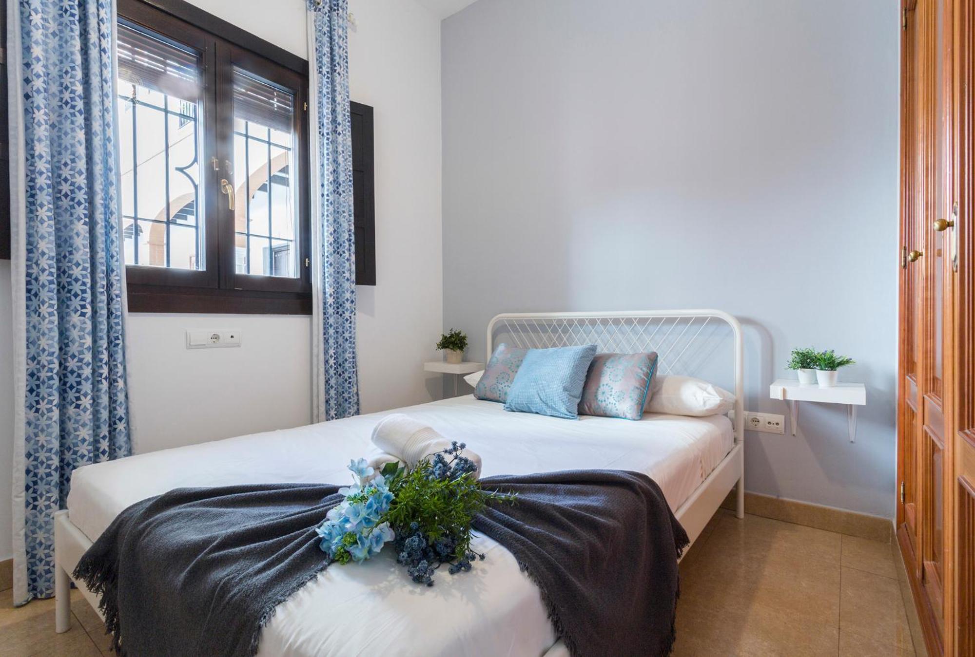 Santa Catalina Patio Andaluz 3 Rooms Sevilla Bagian luar foto